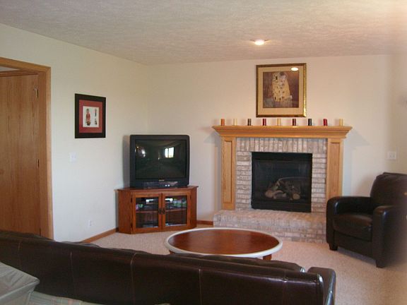 5th image of 17011 Morgan Ave
