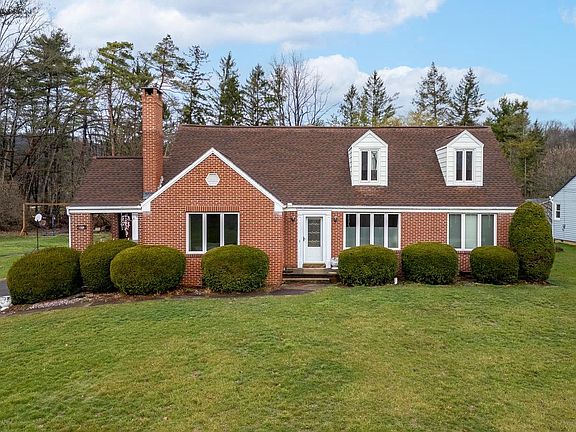 4th image of 1329 Zion Rd