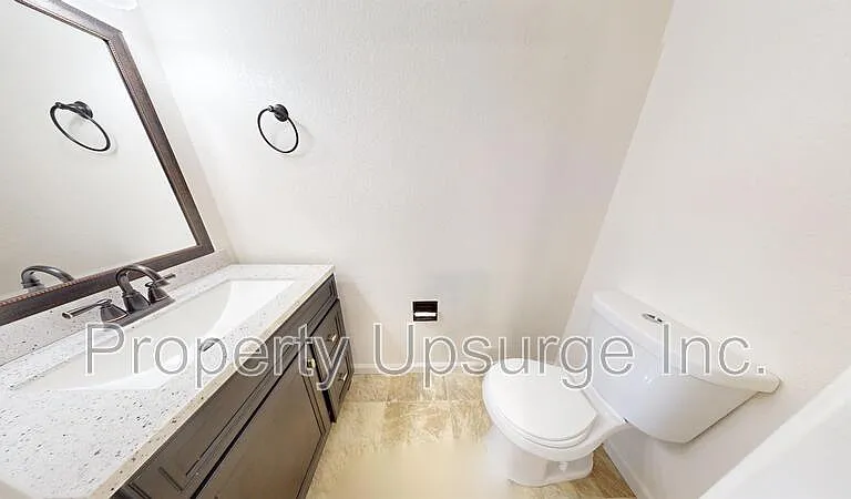 488 Wiltsey Ave #C — Photo 8