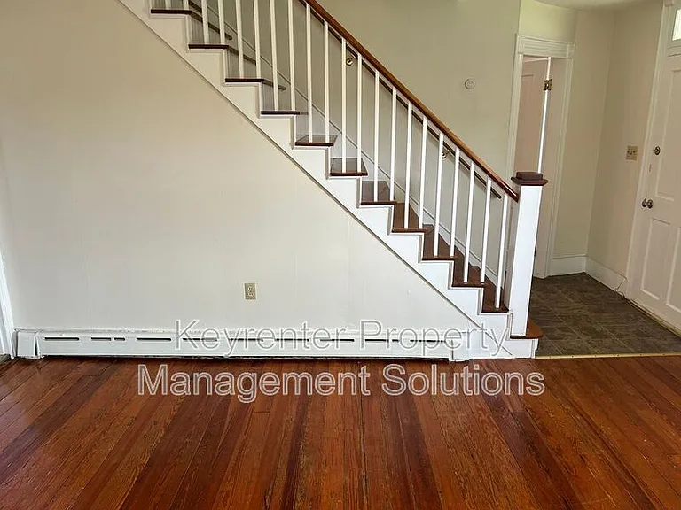 209 Tanner Ln — Photo 6