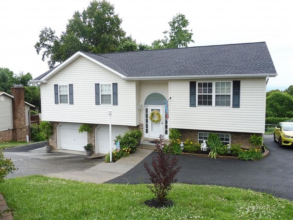 1st image of 945 Afton St