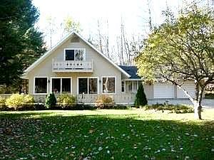 2nd image of 8365 White Tail Ln