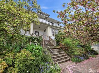 6238 Woodlawn Ave N, Seattle, WA 98103