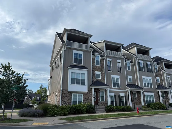 5471 Golf Dr, Crozet, VA 22932