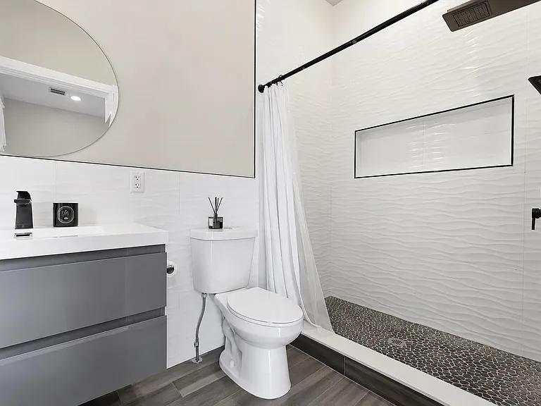 192 Congress St #2 — Photo 17