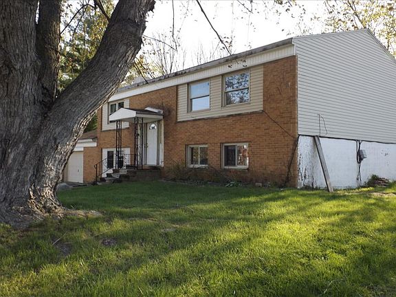 3rd image of 1918 Glenrose Dr