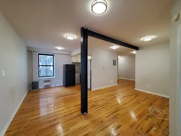 535 Parkside Avenue image 1 of 22