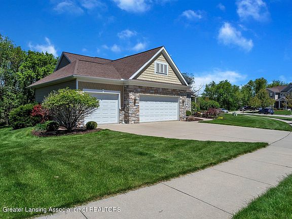 2nd image of 2098 Isaac Ln