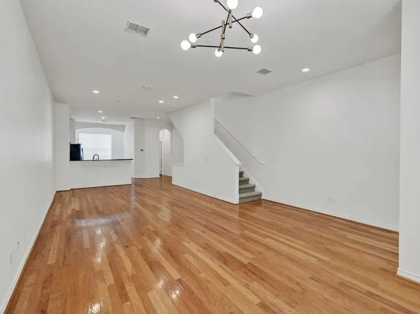 4315 Holland Ave APT 19, Dallas, TX 75219