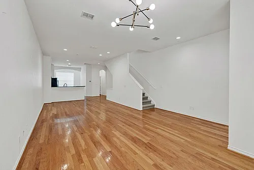 4315 Holland Ave #19 Photo 1
