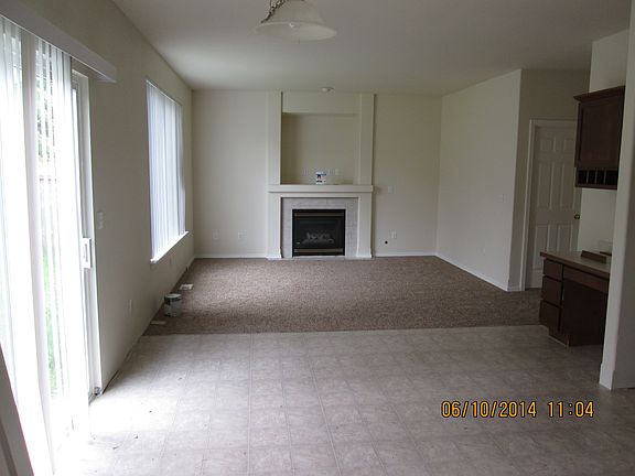 5th image of 8909 188th St E