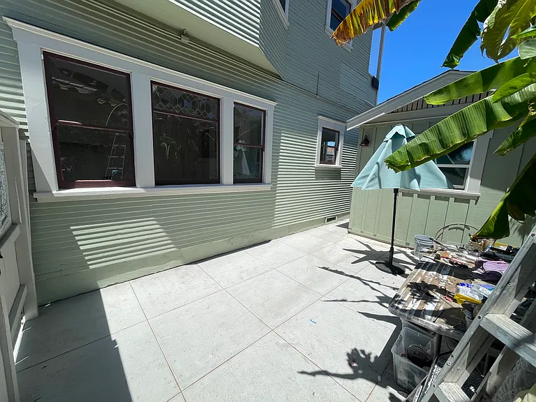 1066 Robinson Ave #1 — Photo 38