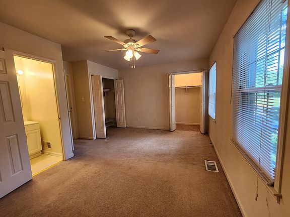 4th image of 14848 Bodley Sq