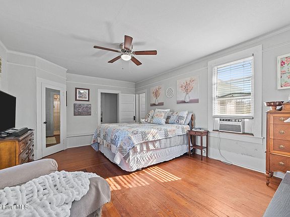 41st image of this home