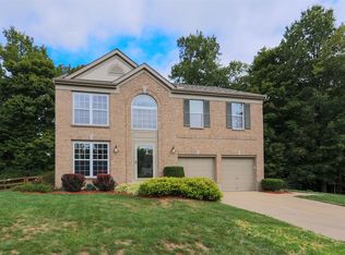 1262 Mills Pointe Ct, Batavia, OH 45103