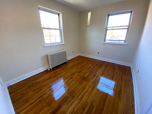 Rented by Queens Apartments Realty LLC | media 1