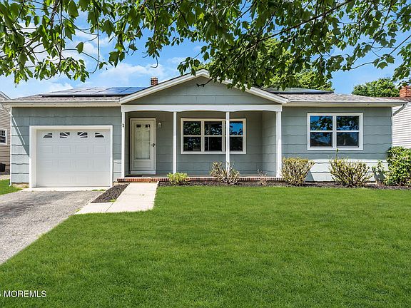 2nd image of 128 Westport Drive