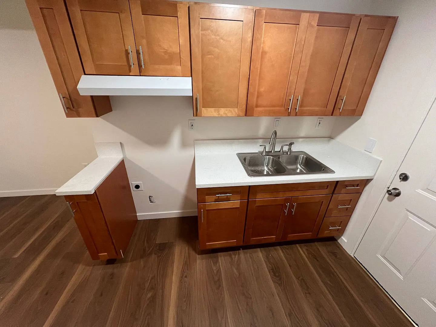 2111 Cimarron — Photo 3