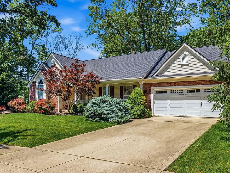 1st image of 348 Sylvan Dr
