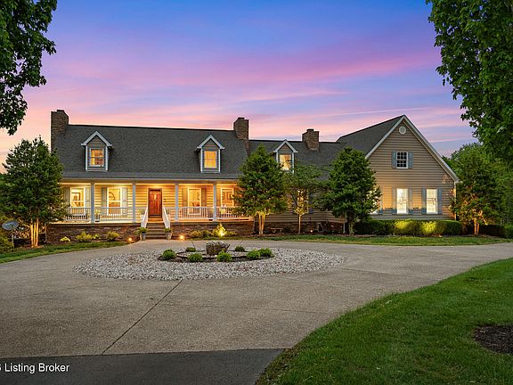 2nd image of 16401 Emerald Hills Ln