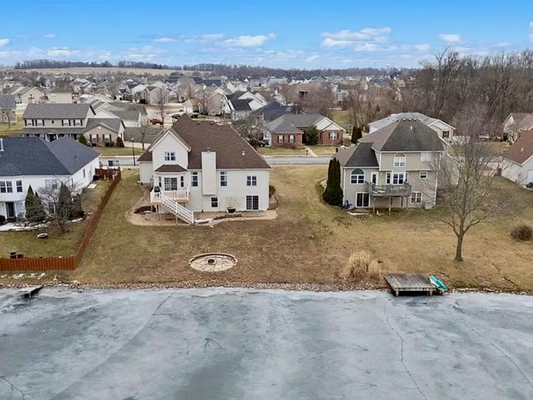 2621 Lake Lucerne Dr — Photo 7