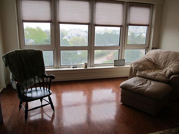 4th image of 1001 Marina Dr APT 413