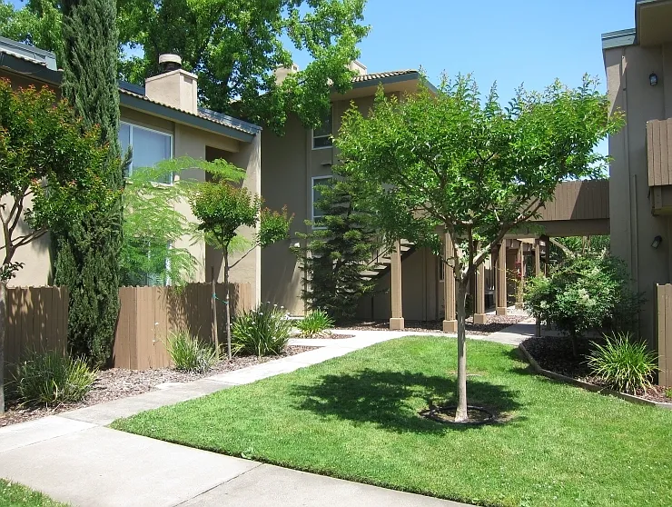 6001 Riverside Blvd — Photo 7