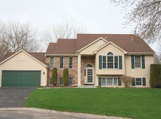 6510 Welsley Ct, Chanhassen, MN 55317