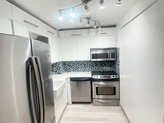 3rd image of 3540 S Ocean Blvd APT 414