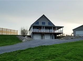 141 Patricia Ln, New Haven, NY 13121