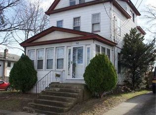 162 Colonial Ave, Freeport, NY 11520