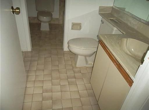 2nd image of 4978 Alder Dr APT A