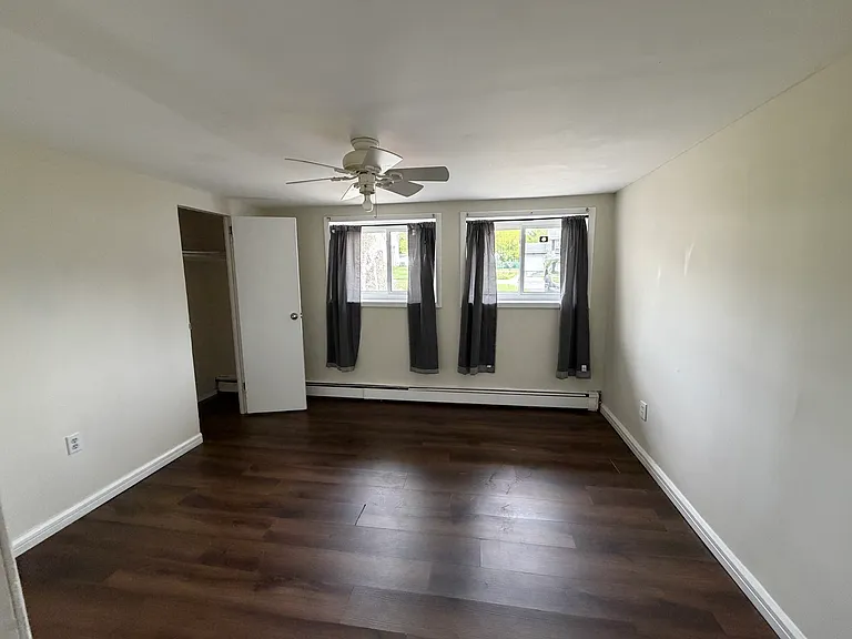 40 Yale St — Photo 11