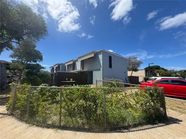 87-2143 Helelua Pl APT 4, Waianae, HI 96792