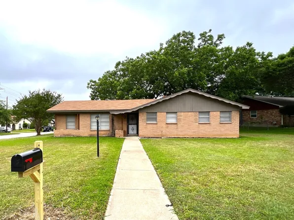 2017 Mesquite Trl, Hurst, TX 76054
