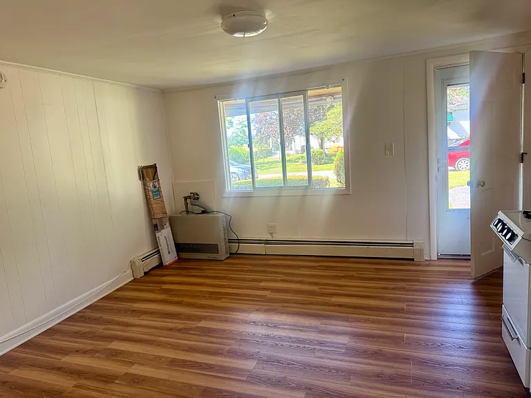 2667 Cranberry Hwy #4 — Photo 10
