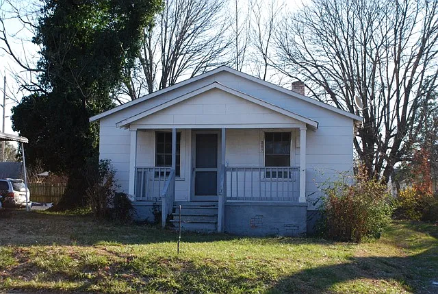 207 Hay St — Photo 1