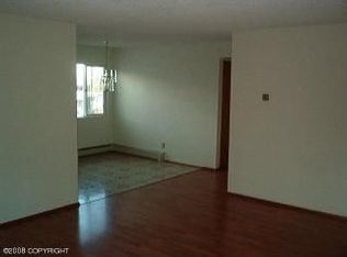 7516 Zurich St, Anchorage, AK 99507