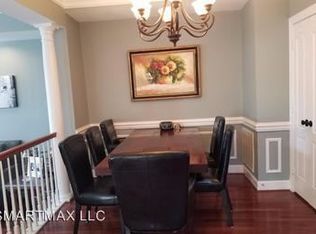 401 Winding Rose Dr, Rockville, MD 20850