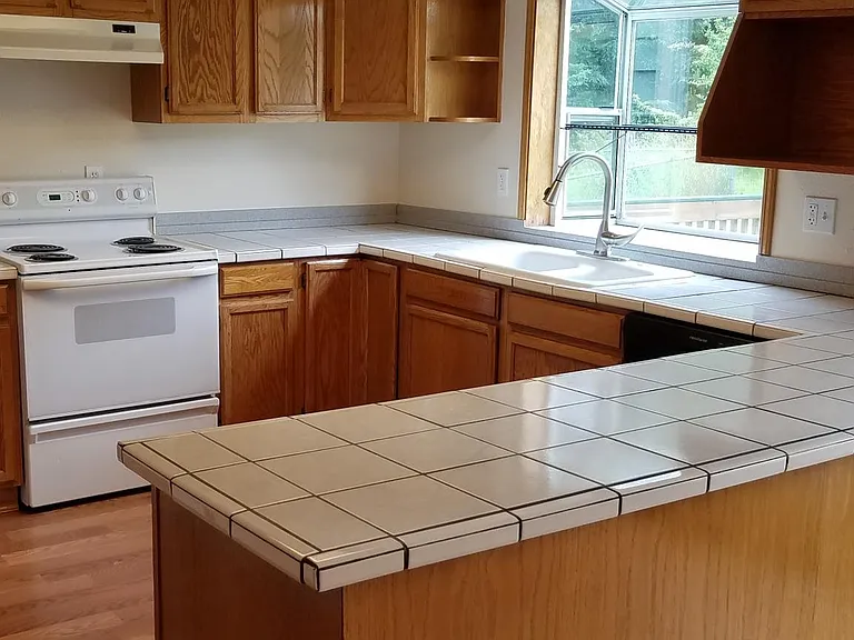 Country Kitchen with Garden window