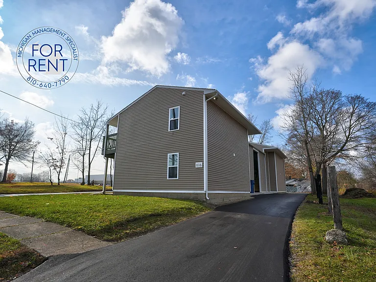 816 Asylum St — Photo 20