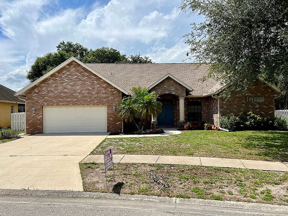 1st image of 1410 Blueberry Dr