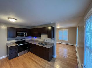 14 Arnold Ave FLOOR 2, Lincoln, RI 02865