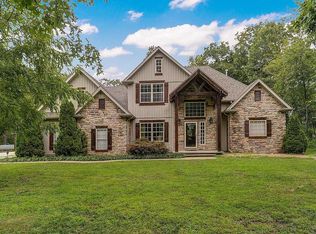 4504 N Conestoga Ln, Springfield, MO 65803