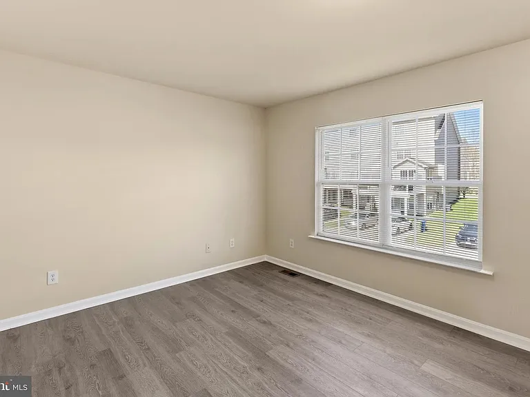 4704 Denview Way — Photo 19