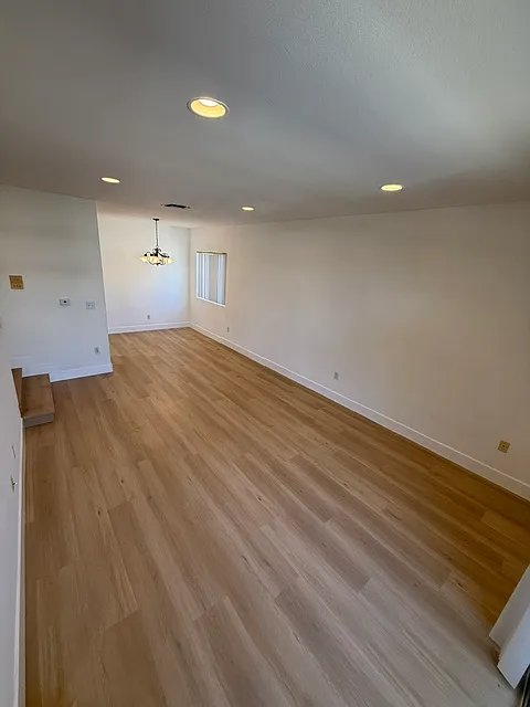 2 bed, 1000 sqft, $3,495 — Photo 4