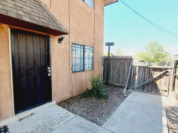 3618 Lafayette Drive Ne