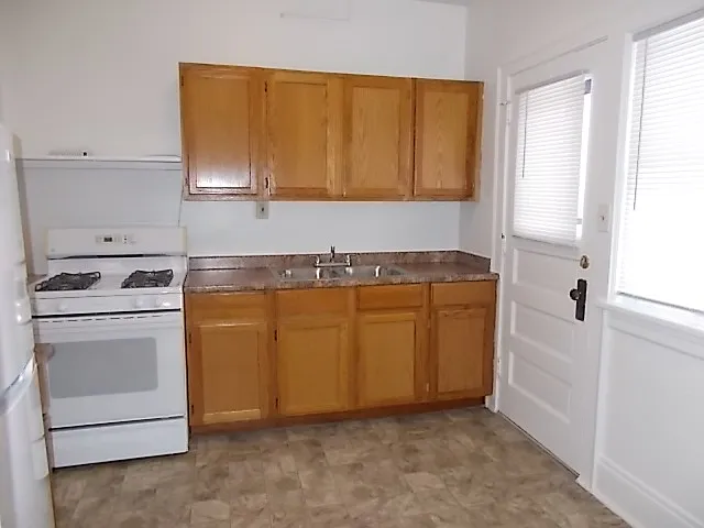 1409 Owego Ave #AVENUE6 — Photo 10
