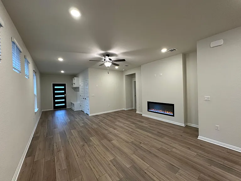 8309 Augeron Dr — Photo 8
