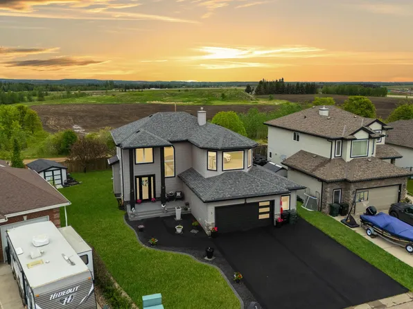 3 Harvard Bay, Spruce Grove, AB T7X 4K9